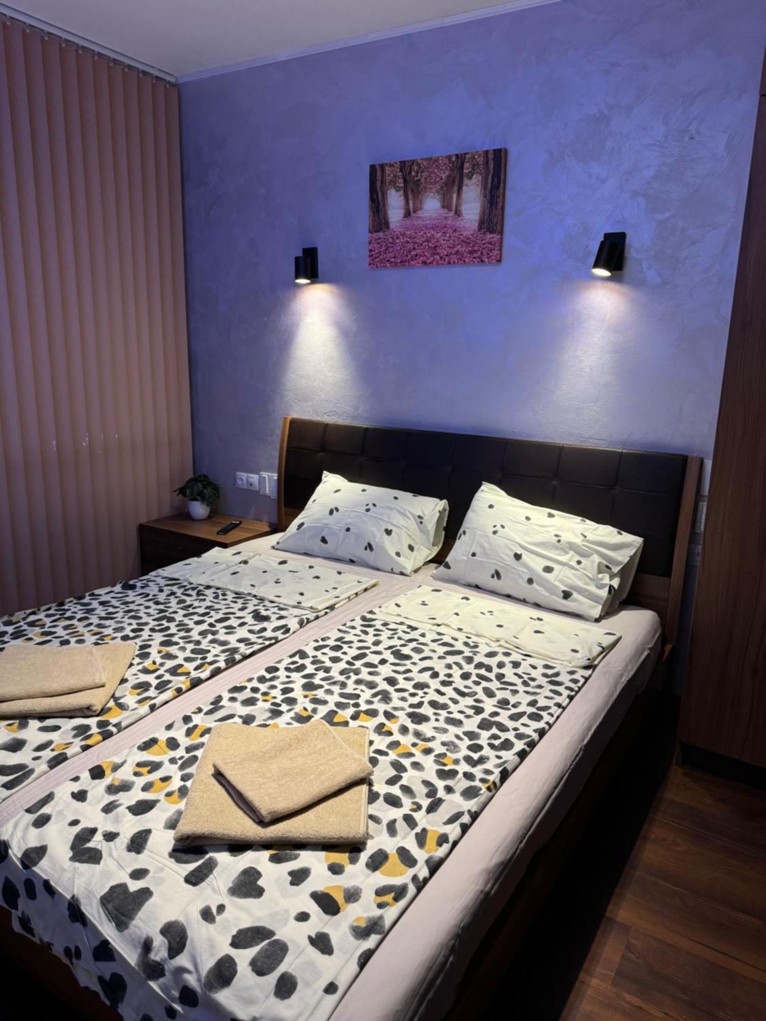 2-Bedroom, 2-Bathroom With Fireplace And Garden At Winslow Infinity 반스코 외부 사진