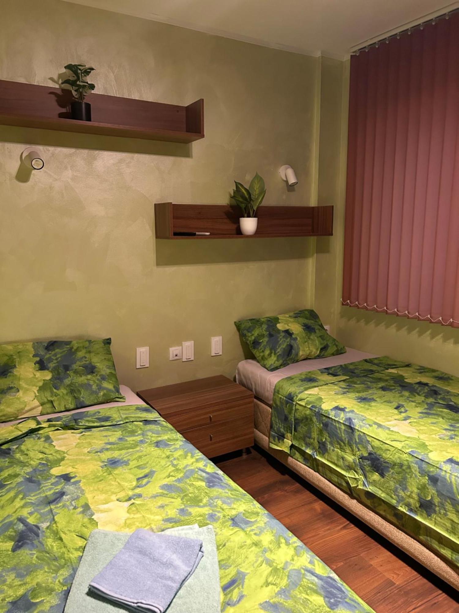2-Bedroom, 2-Bathroom With Fireplace And Garden At Winslow Infinity 반스코 외부 사진