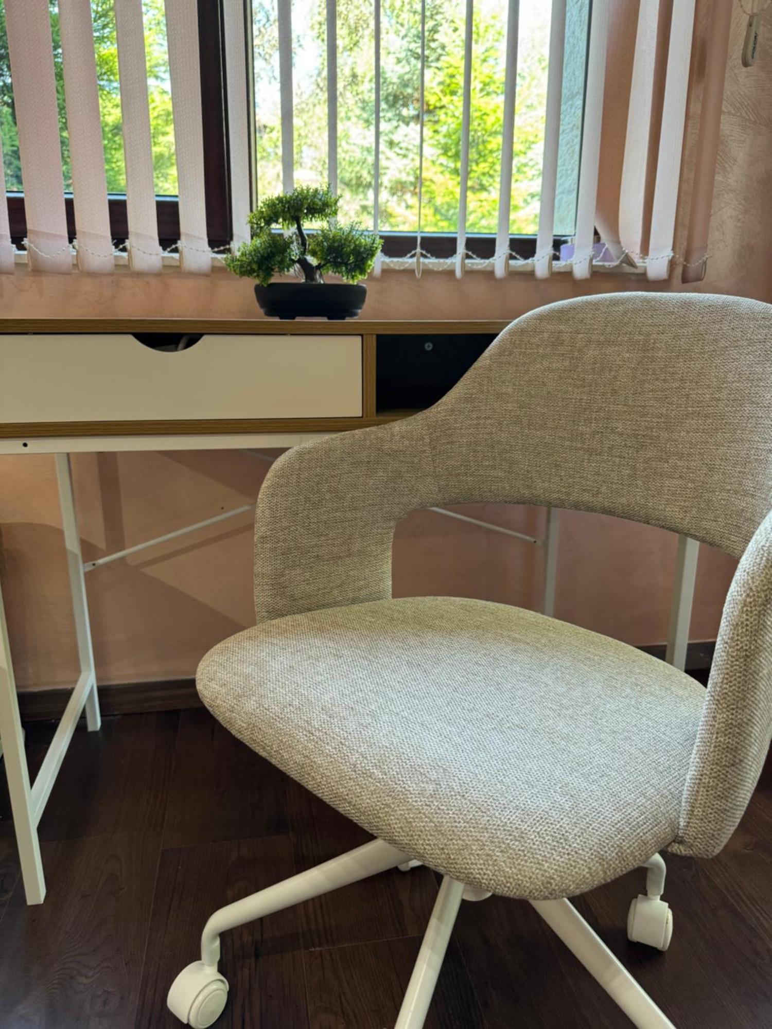 2-Bedroom, 2-Bathroom With Fireplace And Garden At Winslow Infinity 반스코 외부 사진